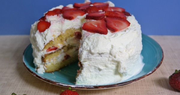 Strawberry Dream Cake Recipe