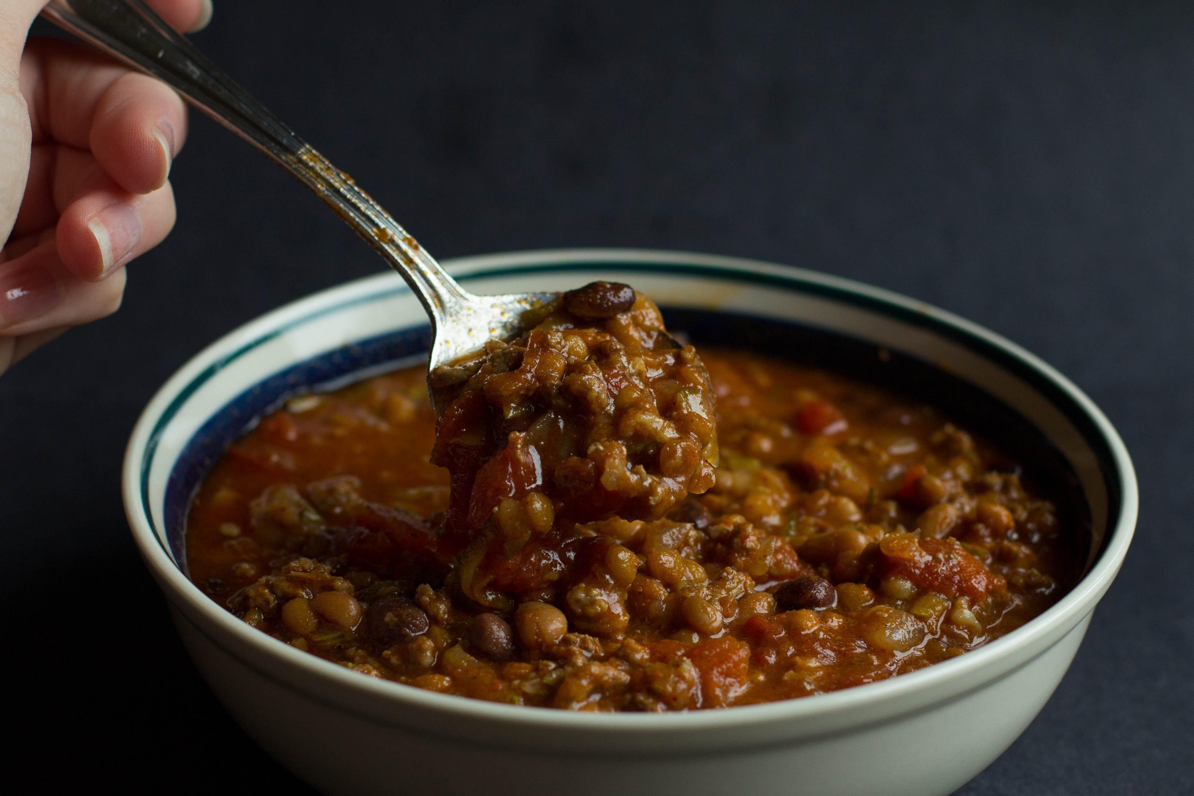 Hearty And Easy Bean Chili Recipe